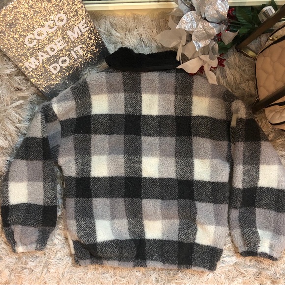 NEW Plaid Pullover - Picture 5 of 7